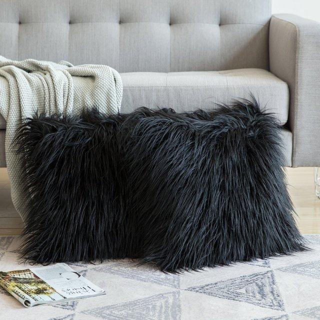 housse coussin polaire noir