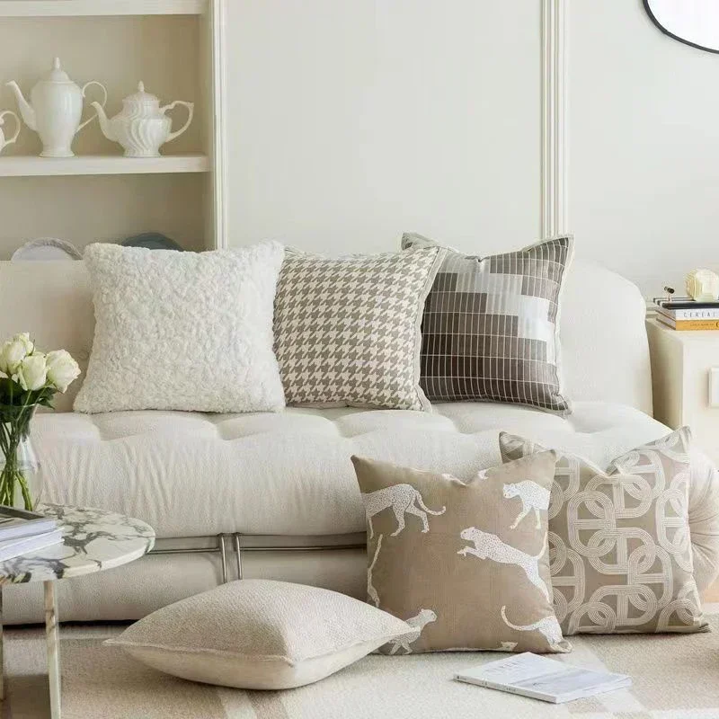 coussin floral élégant