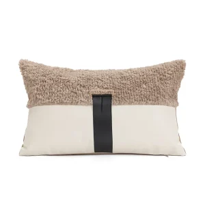 housse de coussin brodée