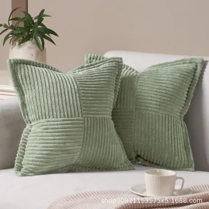 Housse de coussin en velours côtelé rayé uni – vert pois