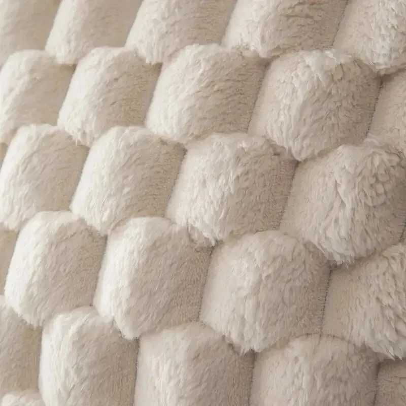 coussin peluche 3D blanc crème