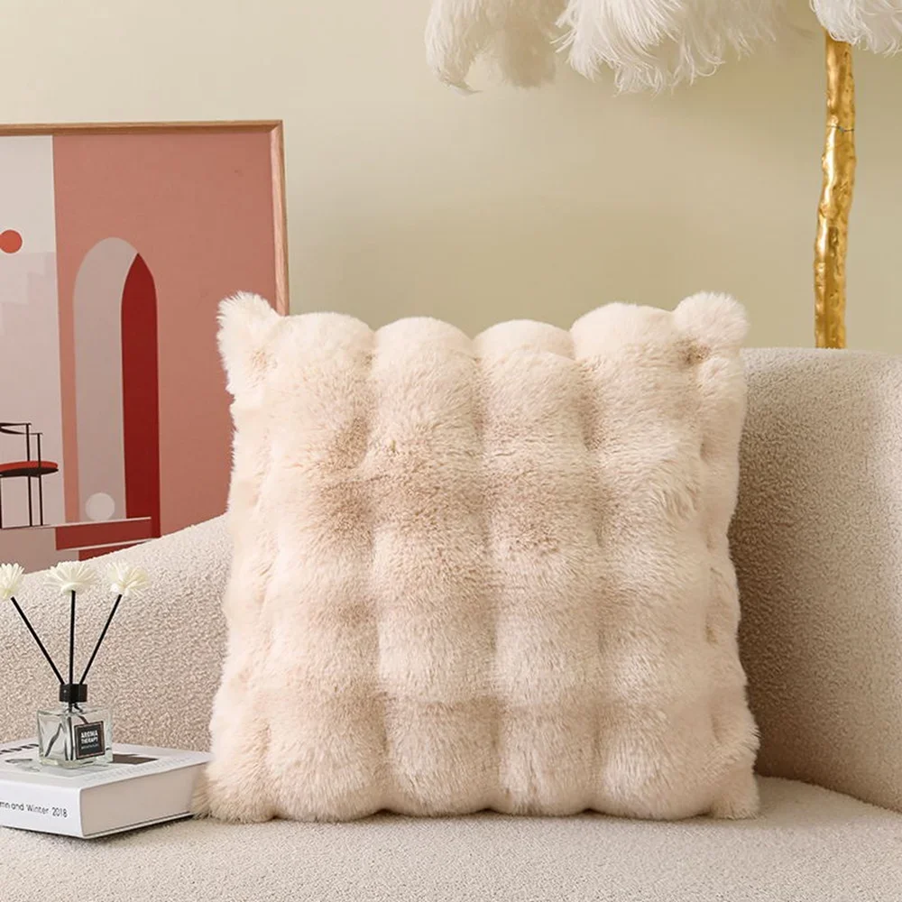 housse de coussin en peluche beige
